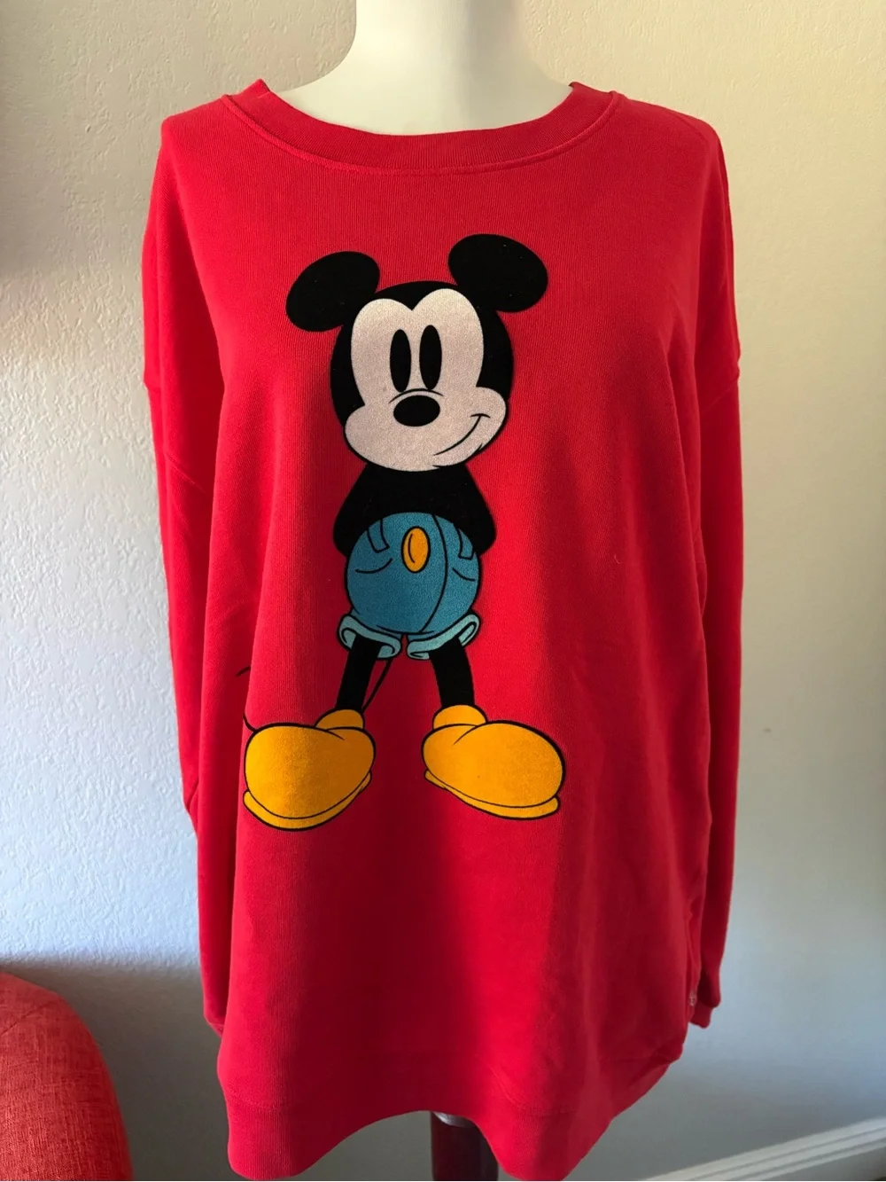 Levi’s red Mickey Mouse large crewneck sweatshirt with back detail